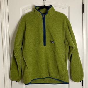 Patagonia Synchilla 1/4” zip fleece pullover. Olive green. Women large.